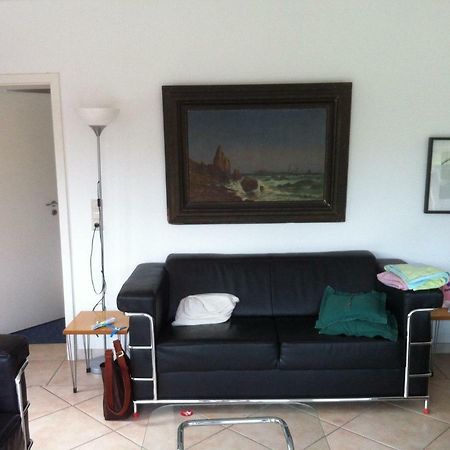 Haus Pamela Wohnung A Neuharlingersiel Bagian luar foto